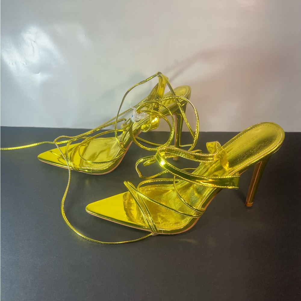 Azalea Wang Elegant Gold Strappy Heels (11) - Picture 4 of 6